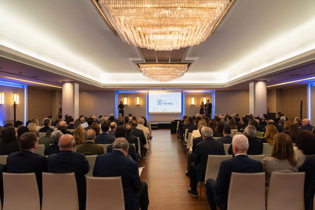 Senator Hotels &amp; Resorts recibe el premio a la ‘Cadena m&aacute;s recomendada para vacaciones en Espa&ntilde;a’ en los premios Travelranking - Senator Hotels &amp; Resorts