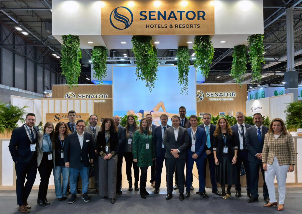 Foto de grupo de Senator Hotels & Resorts en Fitur 2026