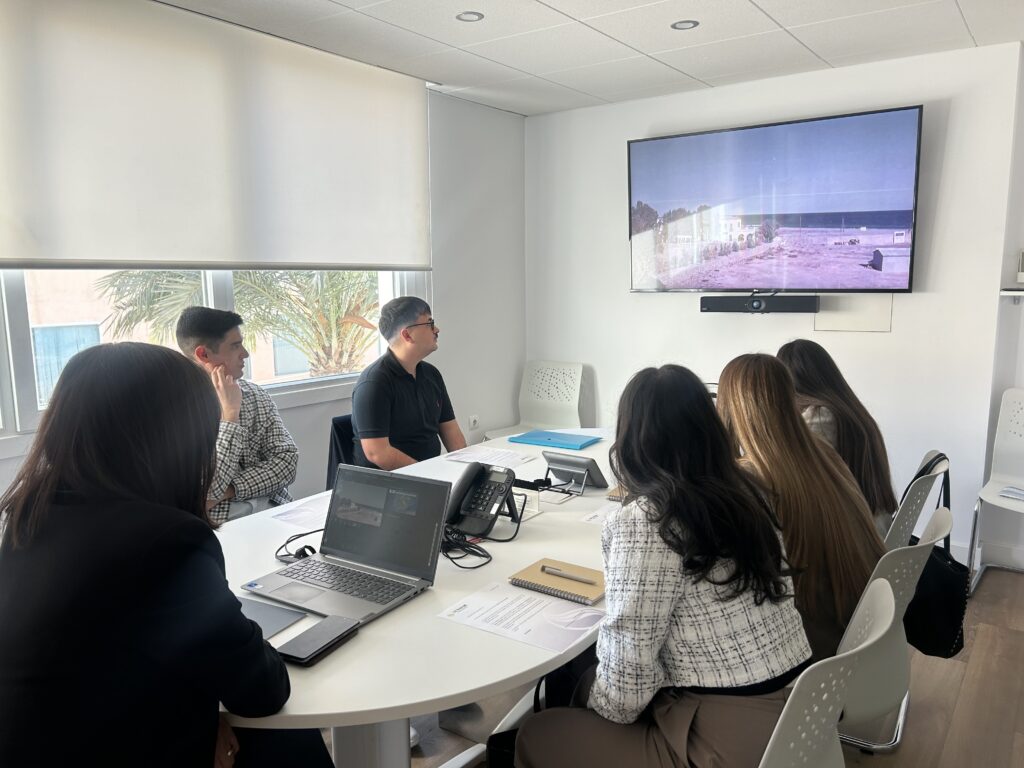 ¡Bienvenidos a Senator! Comienzan las Becas D-UAL 2024 con prometedores talentos - Senator Hotels & Resorts
